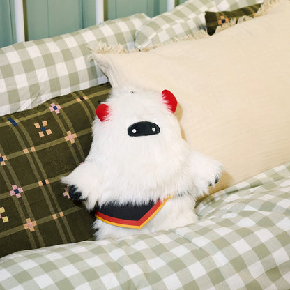 안아 드는 은둔자 영혼 봉제인형